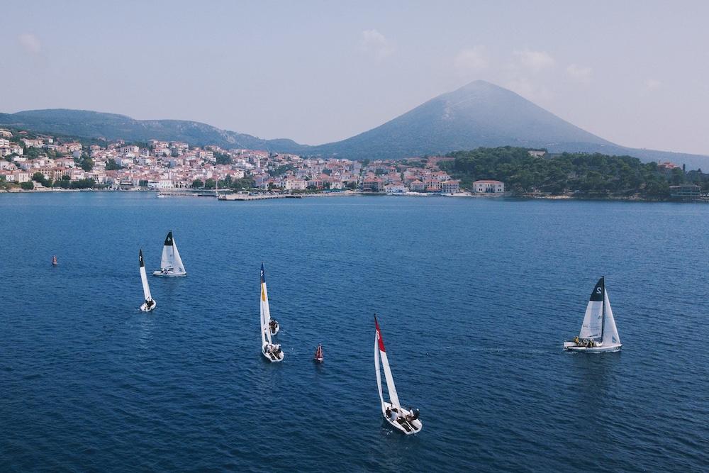 Karalis City Hotel Pylos Luaran gambar