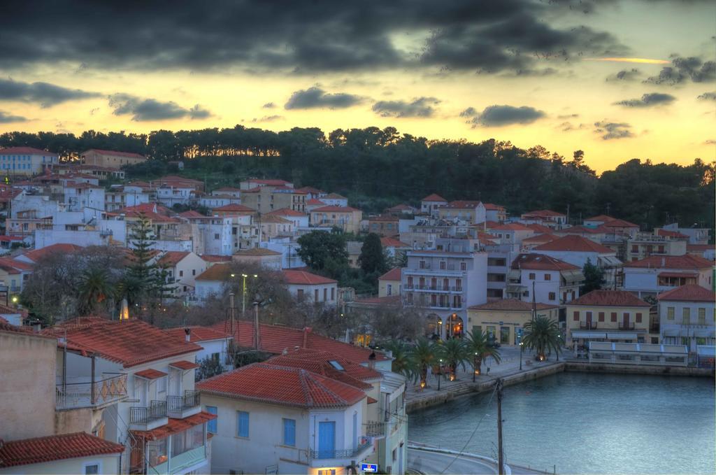 Karalis City Hotel Pylos Luaran gambar