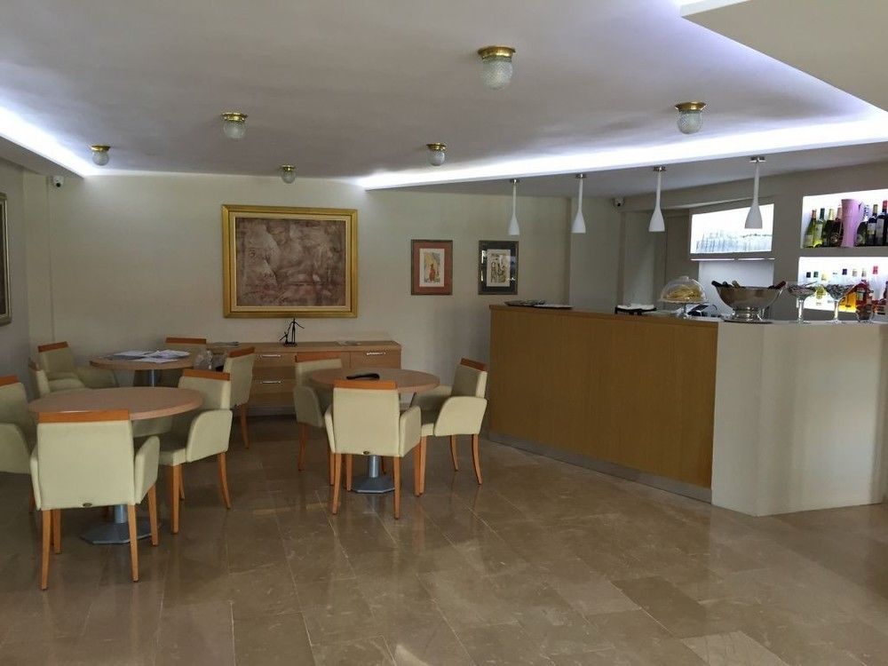Karalis City Hotel Pylos Luaran gambar
